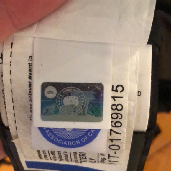 Canada Goose Shelburne Parka - Picture 6 of 8